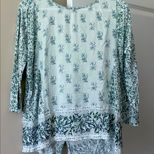 Lucky Brand 3/4 sleeve top.